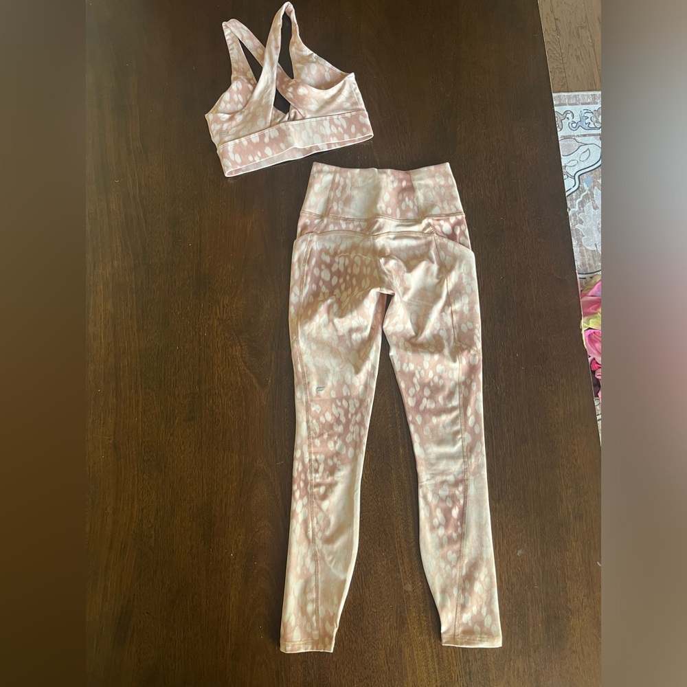 Fabletics Matching Workout Set - image 7